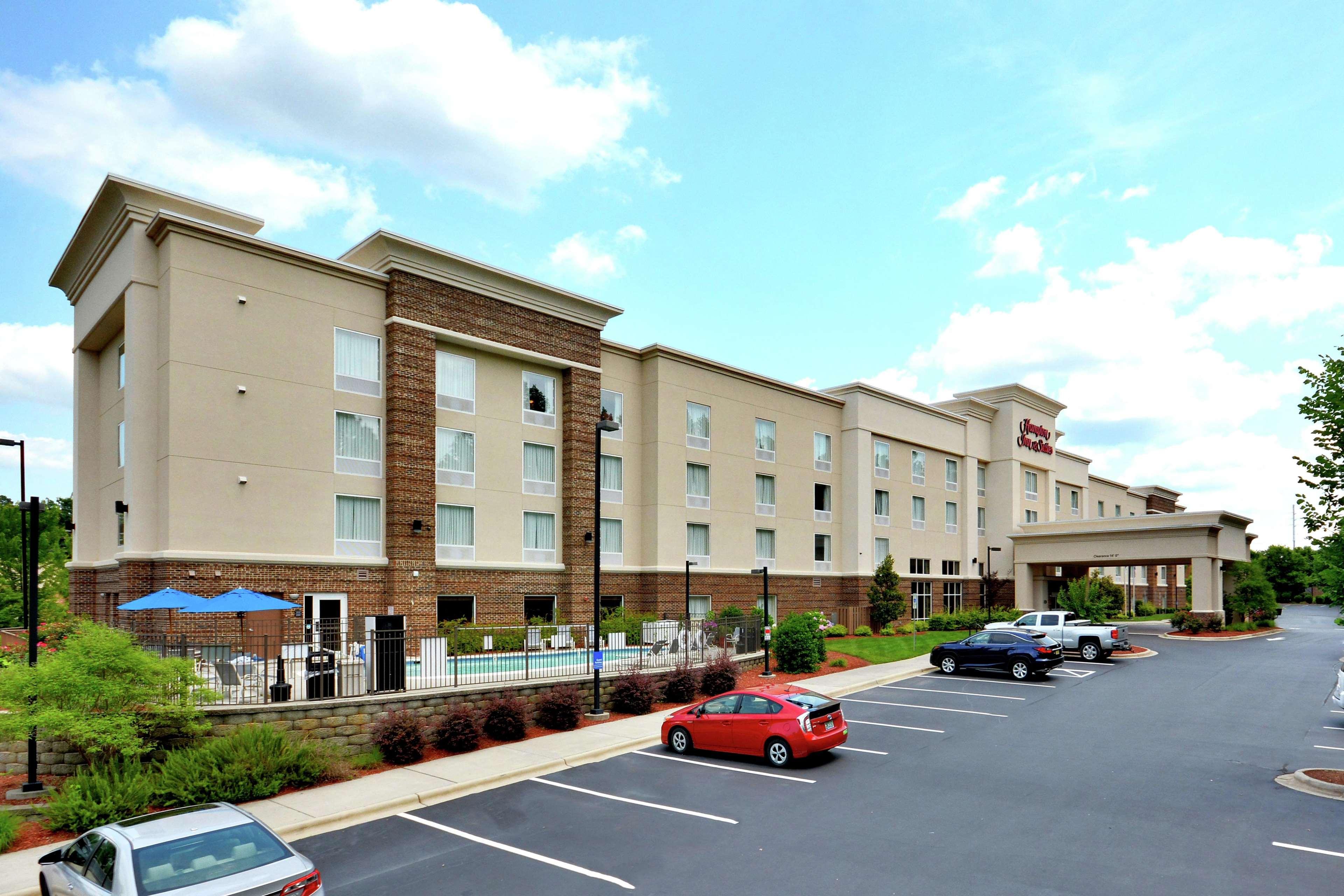 Hampton Inn & Suites Huntersville Exterior photo